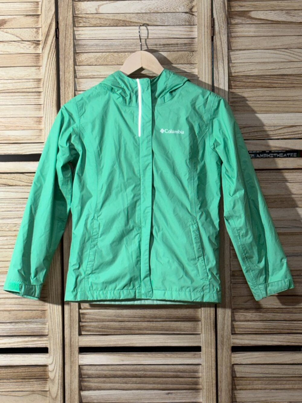Columbia Youth Omni-Tech Waterproof Windbreaker Mint Green Size M 10/12